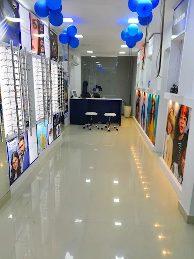 V Max Opticals & Gifts